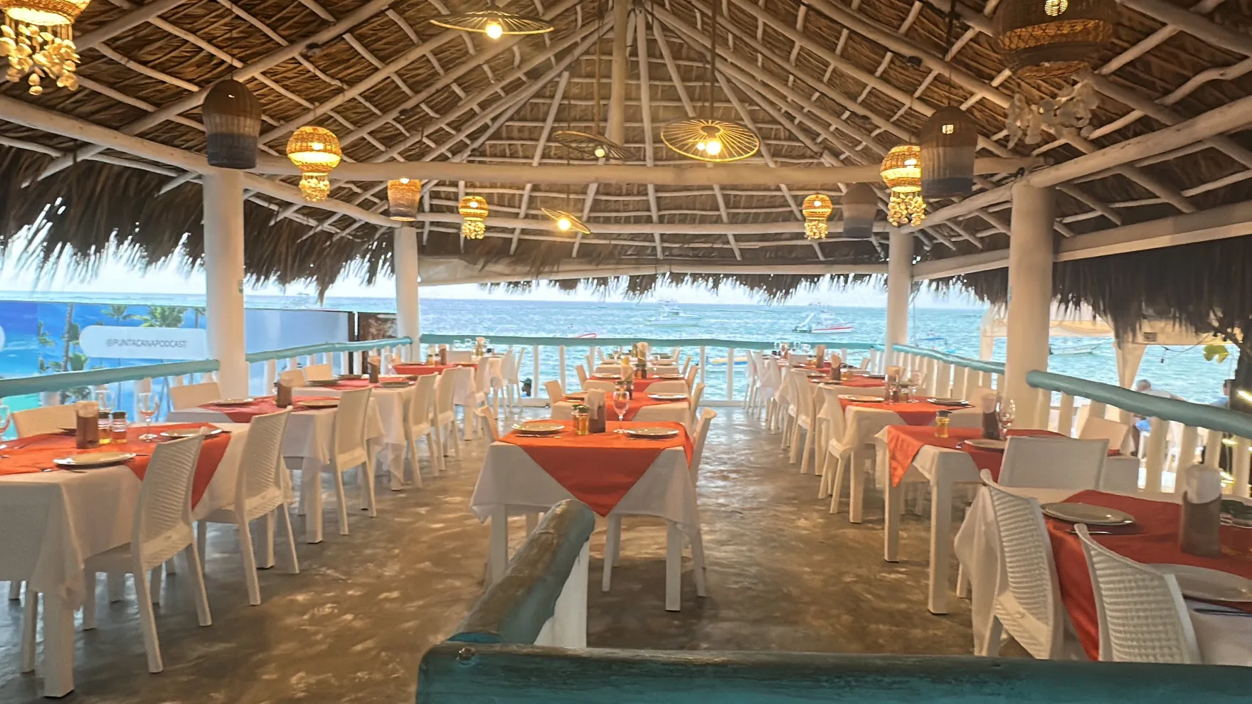 Restaurante capitán Cook restaurant in C. Pedro Mir