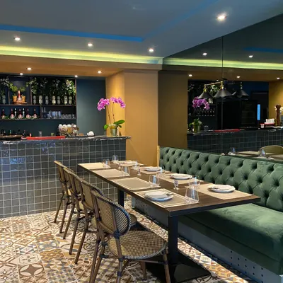 Allez Bistrot restaurant