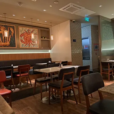 Carluccio's restaurant