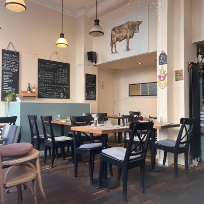 Three Birds restaurant