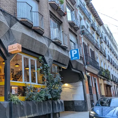 La Hummuseria restaurant