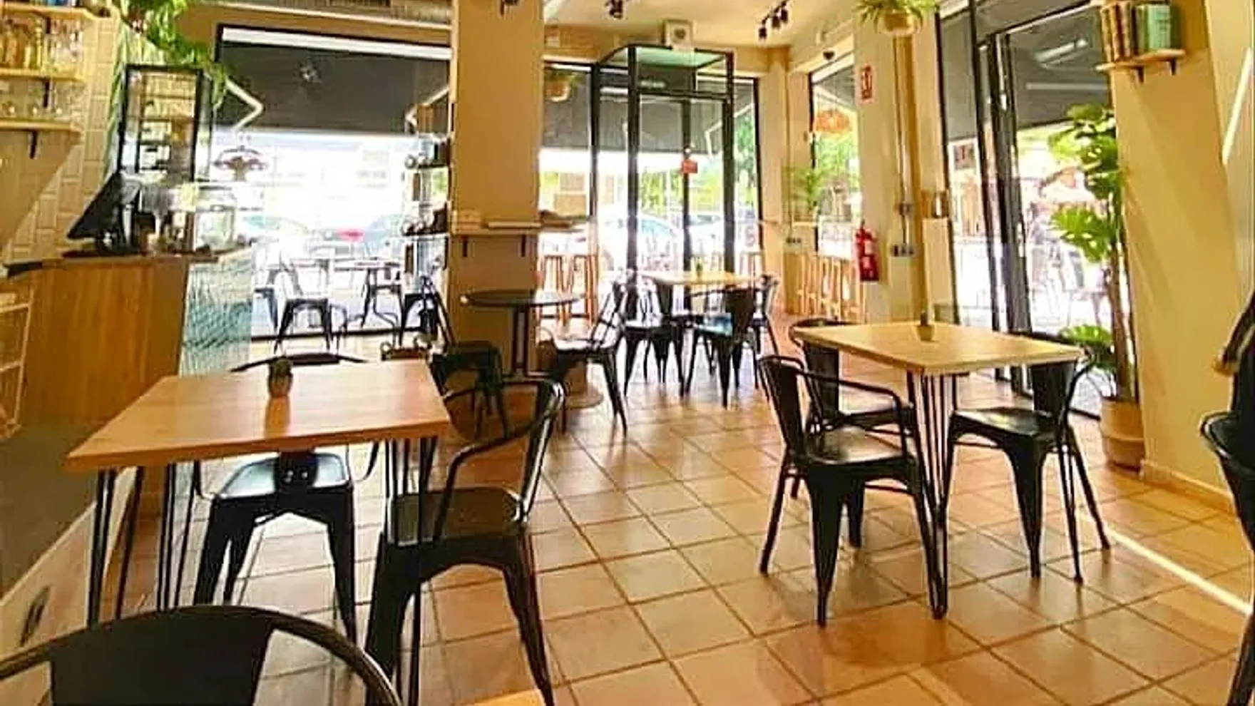ANANÁS Coffee & Brunch restaurant in 3