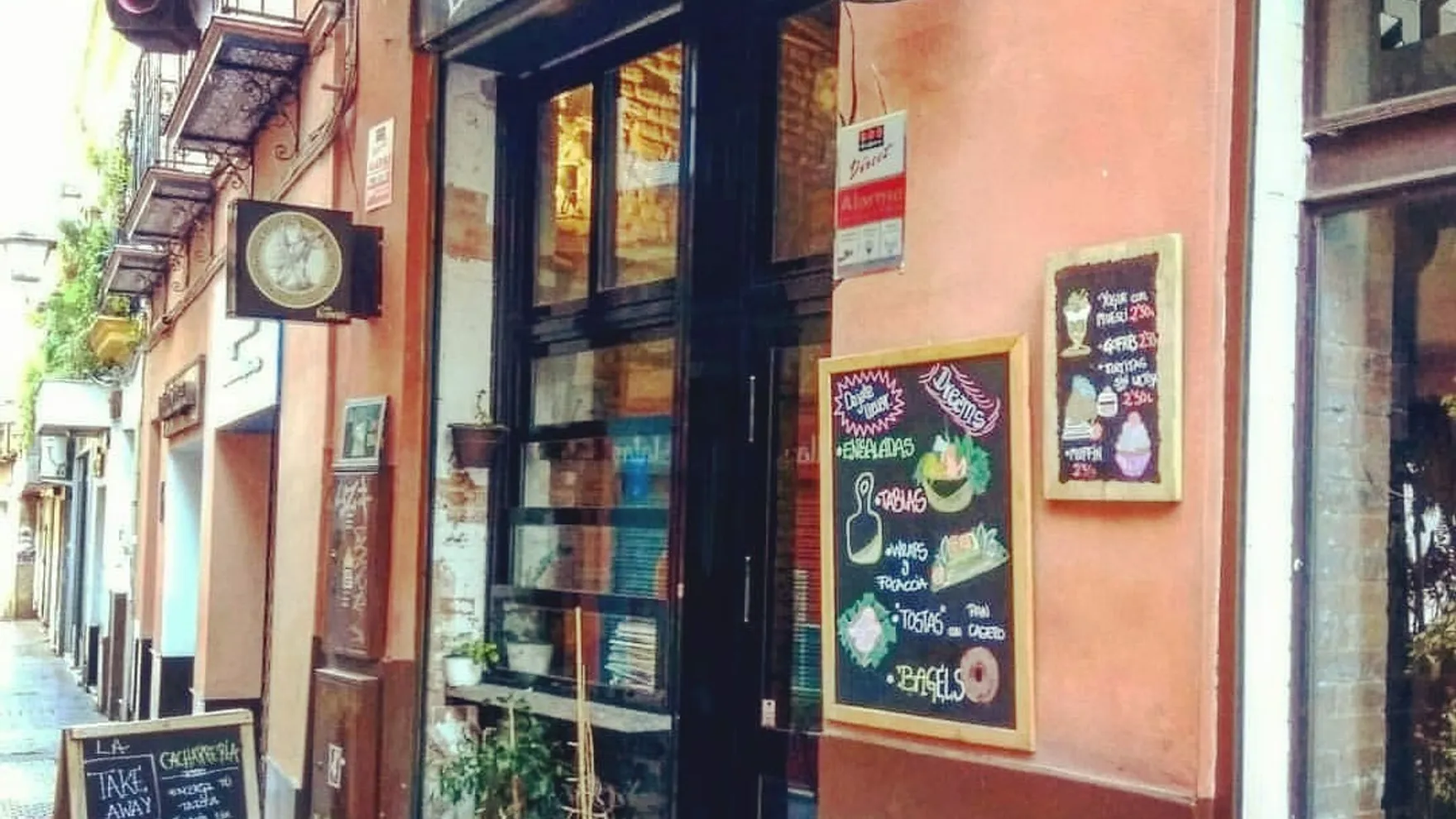 La Cacharrería restaurant in Casco Antiguo