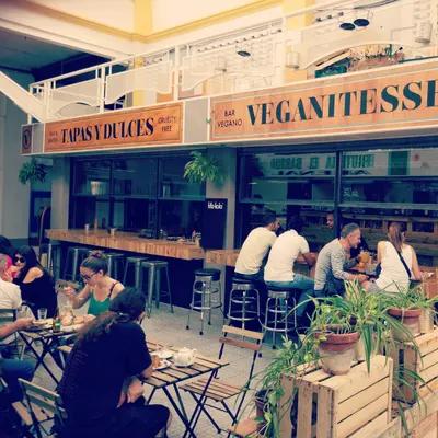 Veganitessen restaurant