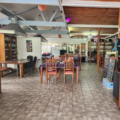 Niu Grillz restaurant