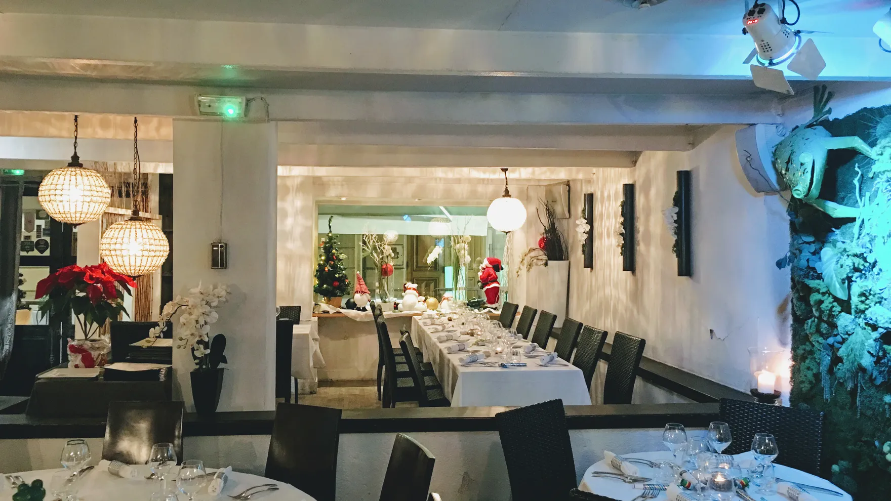 Le Frog restaurant in 3 Rue Milton Robbins