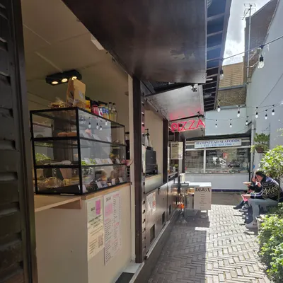 DIJöN - Hampstead (Pizzeria) restaurant