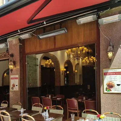 Little Italy restaurant
