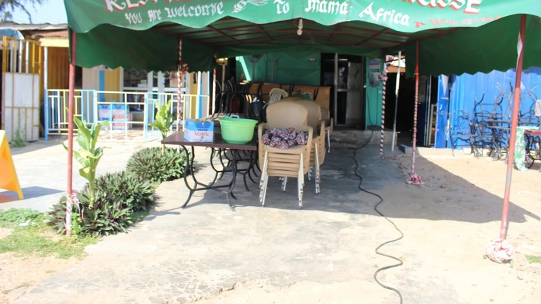 Chez Clarisse Mama Africa restaurant in 8th Ln