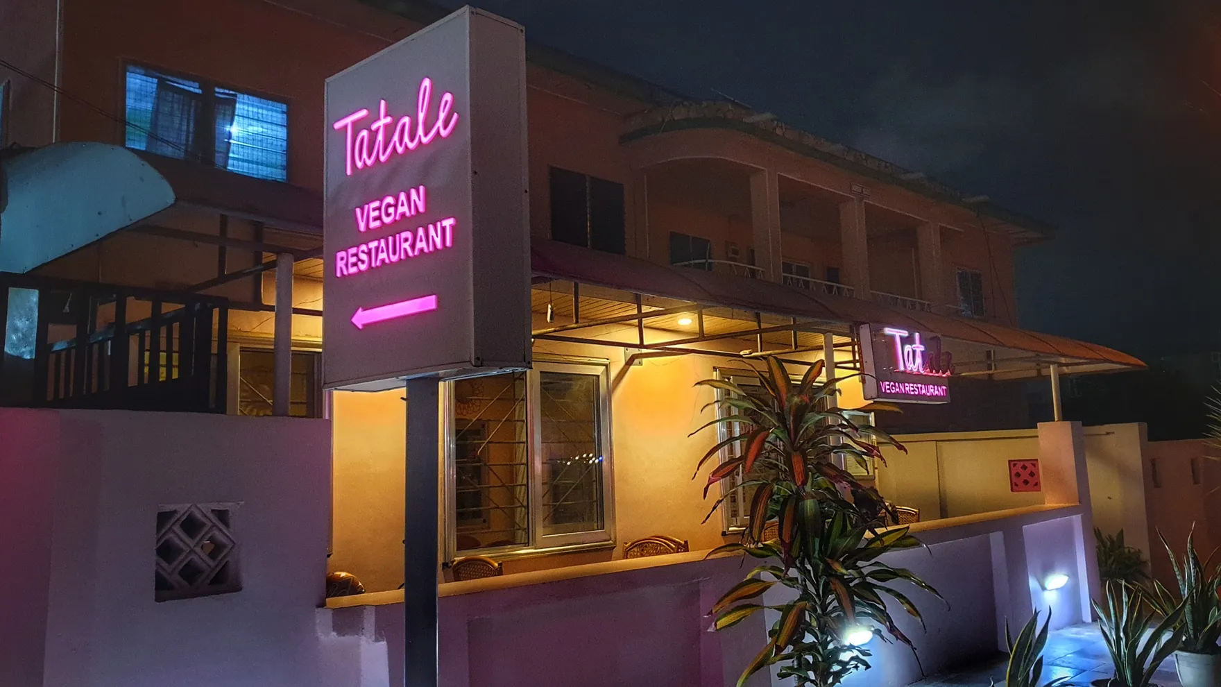 Tatale Vegan Restaurant restaurant in 18th Ln