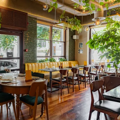 Frankie restaurant