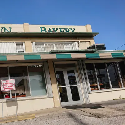 Crown Bakery restaurant