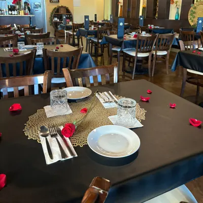 Habibi's Mediterranean delicacy / restaurant & bar restaurant