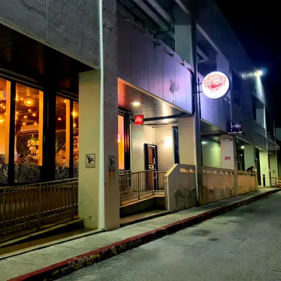 Manang Pika Tamuning restaurant