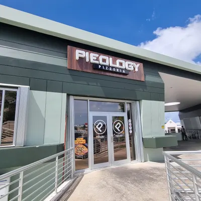 Pieology Pizzeria Tamuning, Guam restaurant