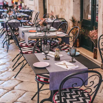 Zuzori restaurant