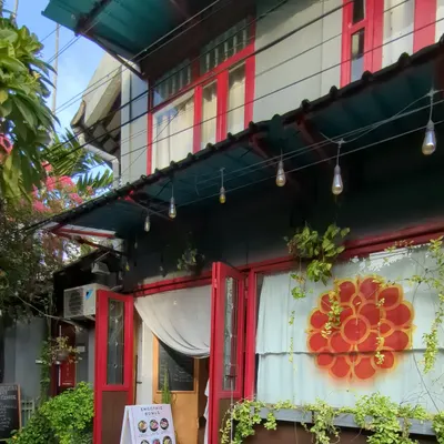 Veganlicious restaurant