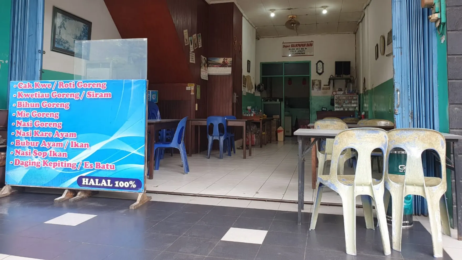 Depot Balikpapan Baru (CAKWE AKA) restaurant in Kota Balikpapan