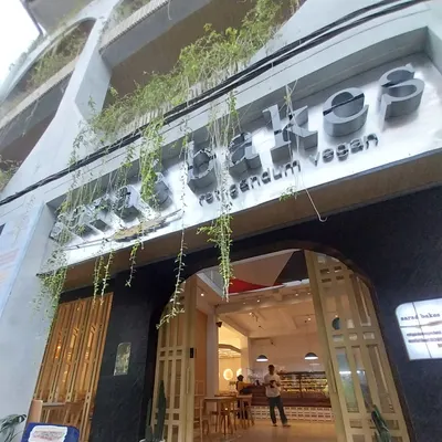 Sarae Bakery Setrasari - Halal Gandum Vegan restaurant