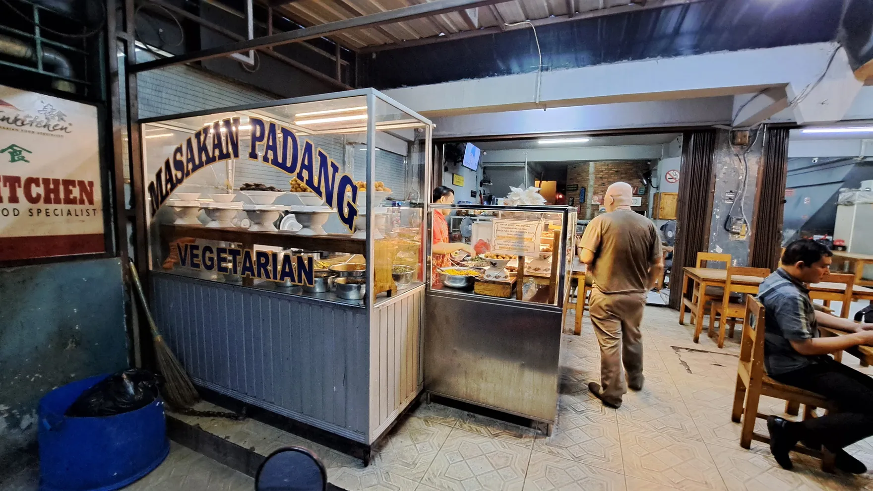 Namy House Vegetarian restaurant in Kota Jakarta Barat