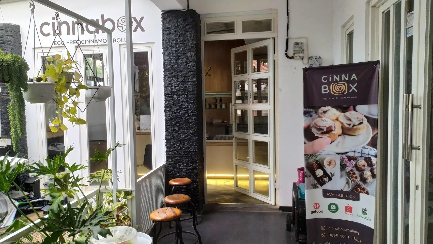 CINNABOX MALANG restaurant in Malang City