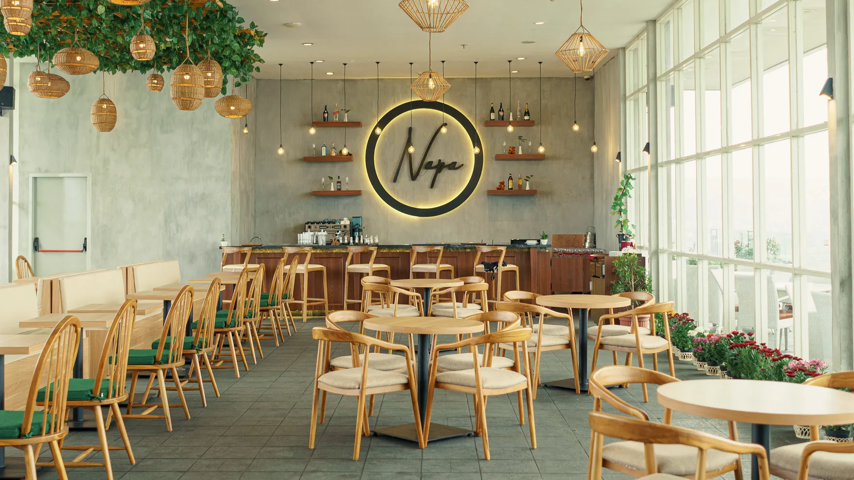 Napa Eatery and Bar restaurant in Malang City