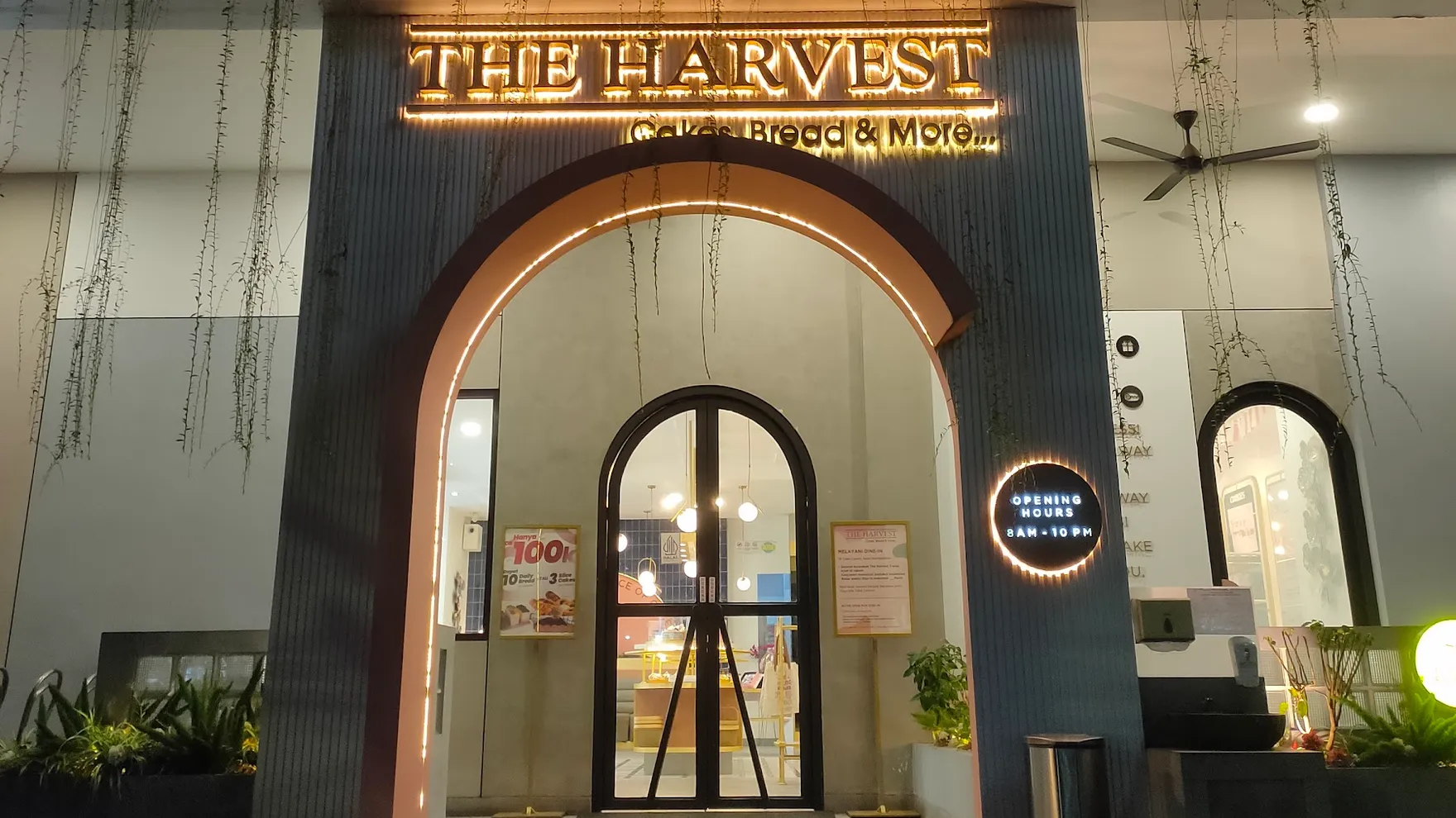The Harvest Cakes - Malang Soekarno Hatta restaurant in Kota Malang
