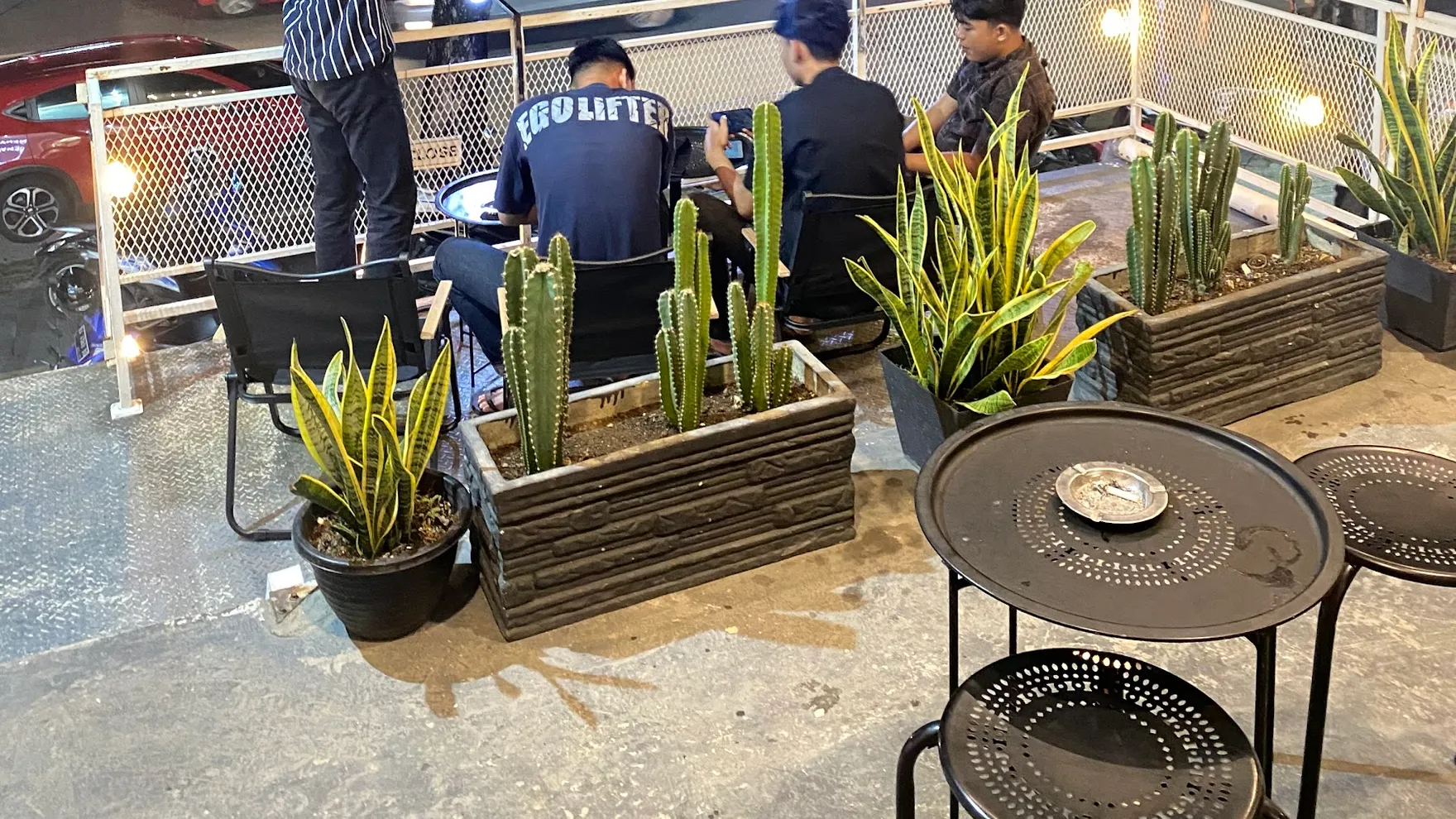 Canteen - Coffee, Cuisine, and Chocolatier restaurant in Kota Padang