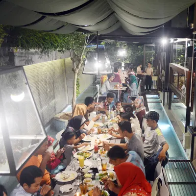 Safari Garden Cafe & Restaurant restaurant