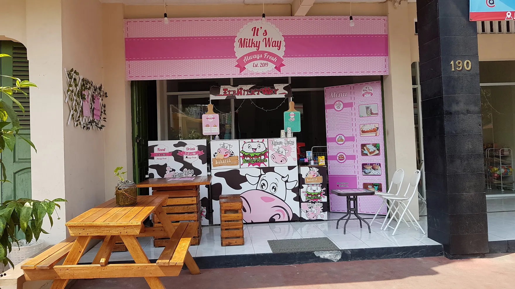Itsmilkyway_ restaurant in Kab. Tasikmalaya