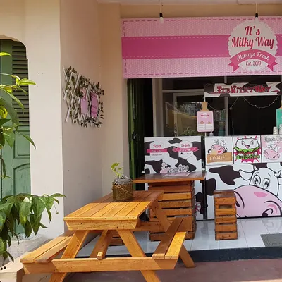 Itsmilkyway_ restaurant
