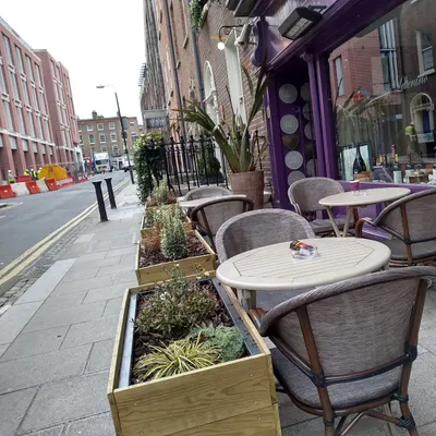 Dunne and Crescenzi restaurant