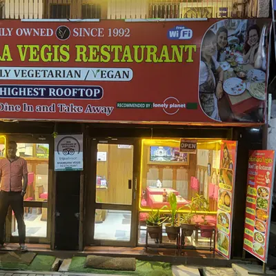 Shankara Vegis Restaurant with 360° Rooftop Taj View restaurant