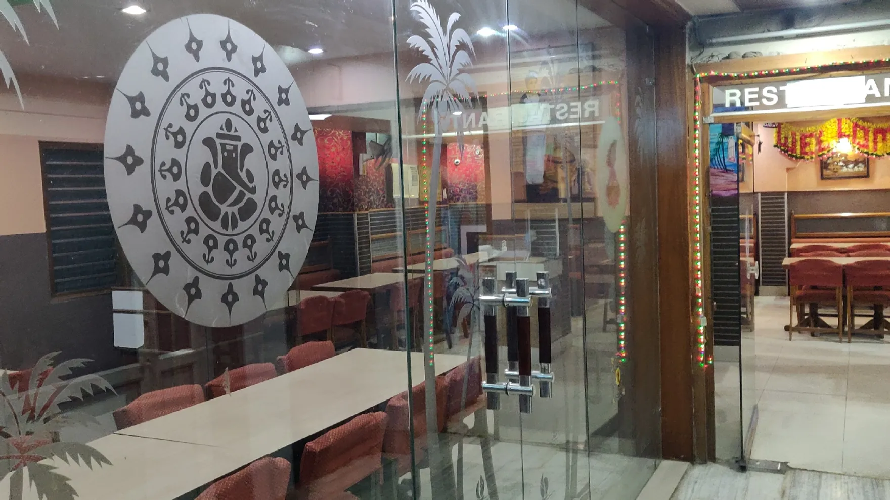 Shri Rathnam Restaurant restaurant in Agra