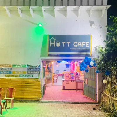 Hutt Cafe and Restaurant restaurant