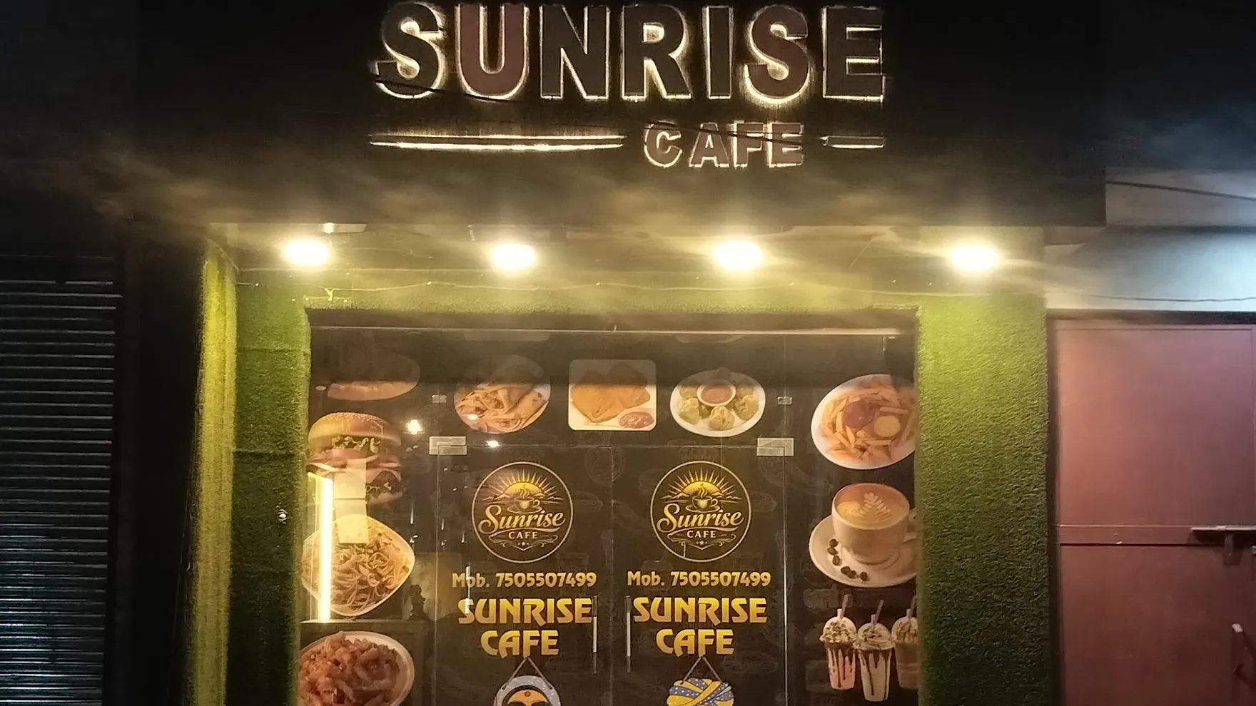 Sunrise cafe restaurant in Aligarh
