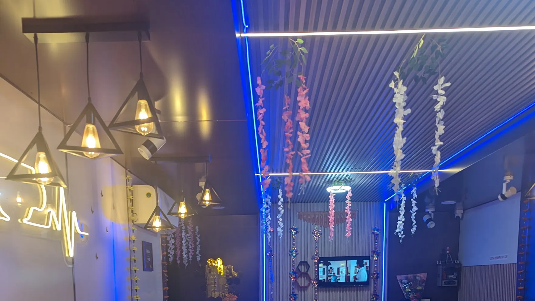 The Mellow Cafe and Restaurant restaurant in Aligarh