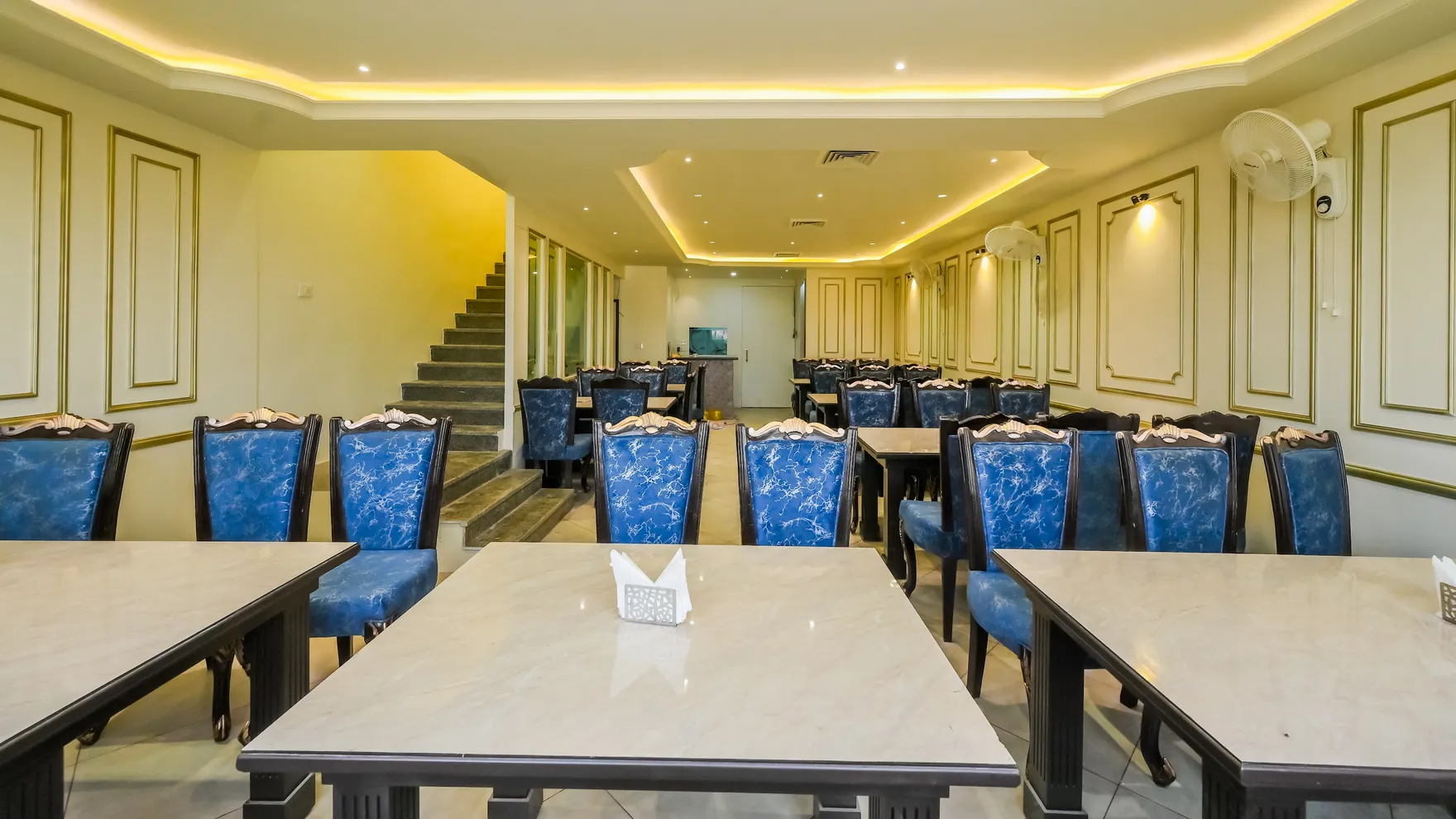Gordhan Thal restaurant in Bhilwara