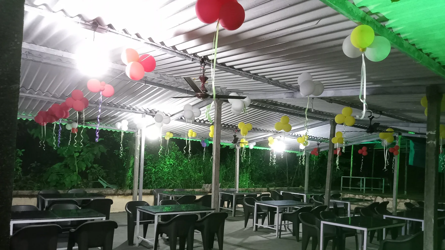 Hidden Garden restaurant restaurant in Pimpalas