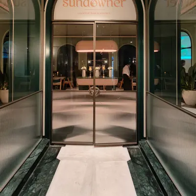 Cafe Sundowner restaurant