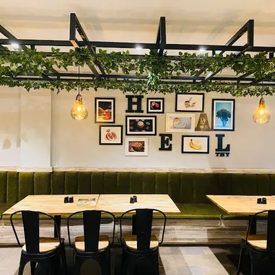 SuperFood simply healthy restaurant