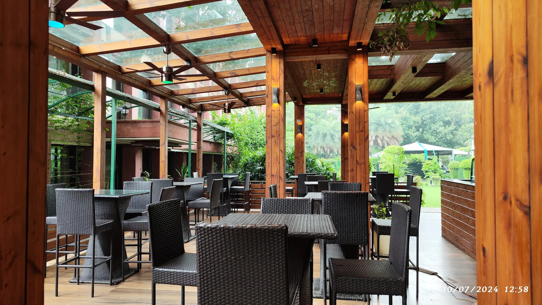 Cine Tree Cafe restaurant in New Delhi