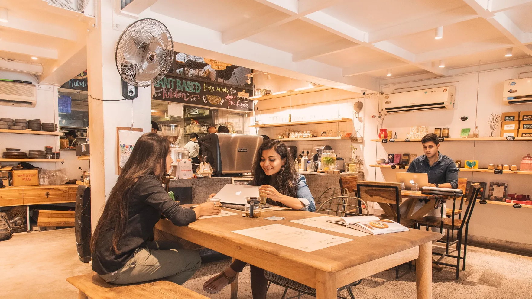 Greenr Cafe restaurant in New Delhi