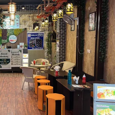 Cafe Broccoli restaurant