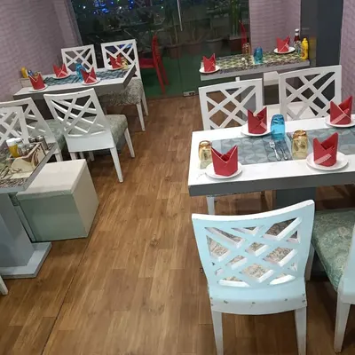 delectable cafe restaurant