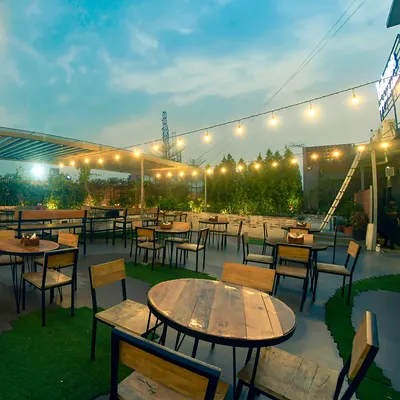 Botanee restaurant