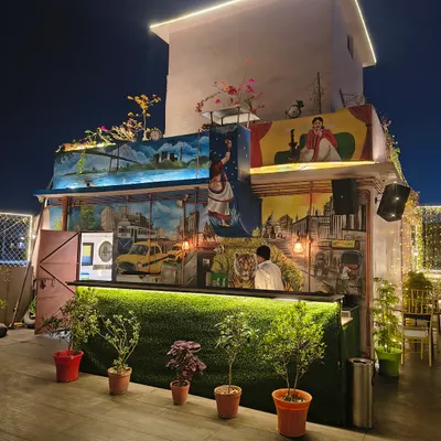 BridgeView Rooftop Lounge restaurant