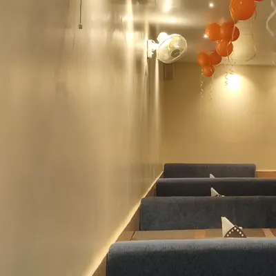 One by One restaurant