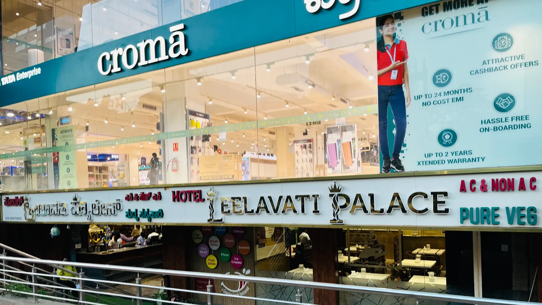 Leelavati Palace restaurant in Hubballi