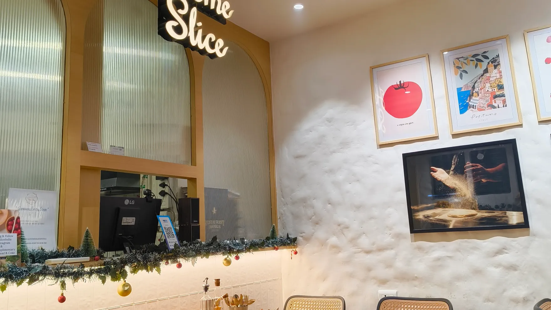 HomeSlice Pizza restaurant in Kolkata